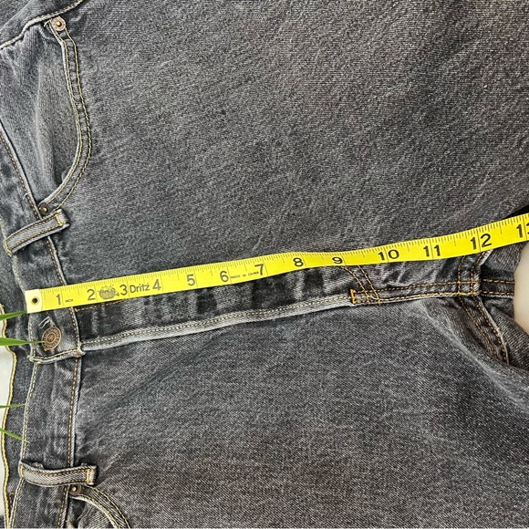 Levi's 501 Straight Leg Button Fly Jeans Size 38x32 - Picture 4 of 9